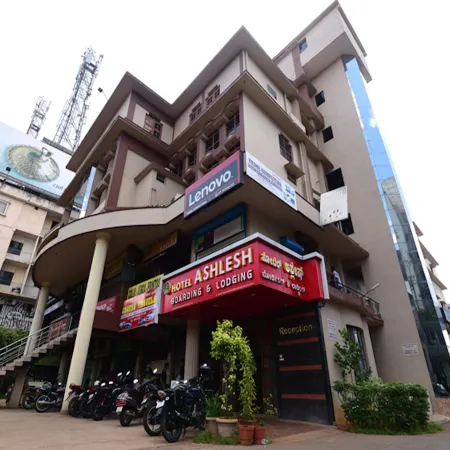 Ashlesh Hotel