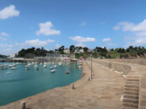 Le Surcouf Hotels in Binic