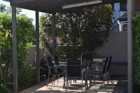 Gladstone Heights Executive Apartments