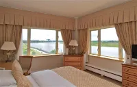 The Golden Jubilee Hotel فنادق في كليدبانك