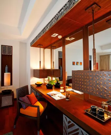 Mai Samui Beach Resort & Spa Отели рядом с достопримечательностью «Secret Garden Spa»