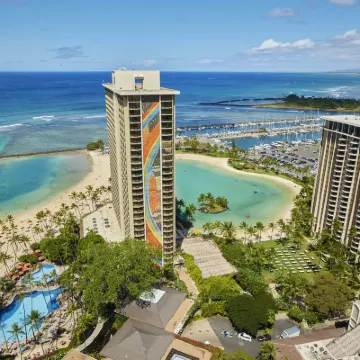 Hilton Hawaiian Village Waikiki Beach Resort Hotels near Magic Island