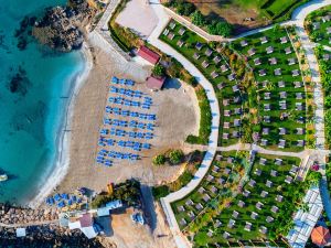 Cavo Maris Beach Hotel