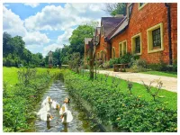 Bibury Resort