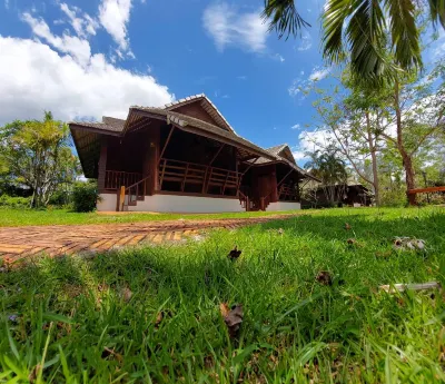Apirata Resort Hotels in Du Tai