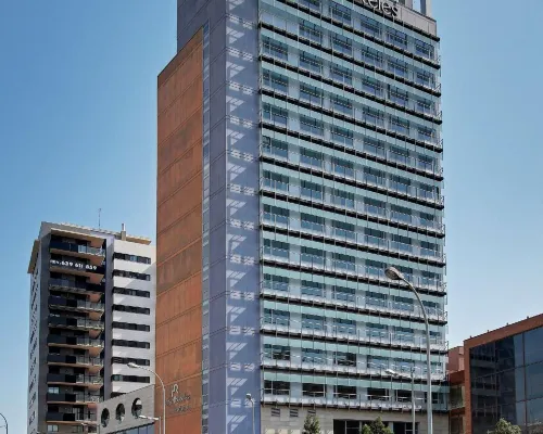 Hotel Badalona Tower Hoteles en El Barcelonés