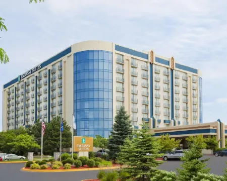 エンバシー スイーツ バイヒルトン ミネアポリス エアポート ブルーミントンのホテル