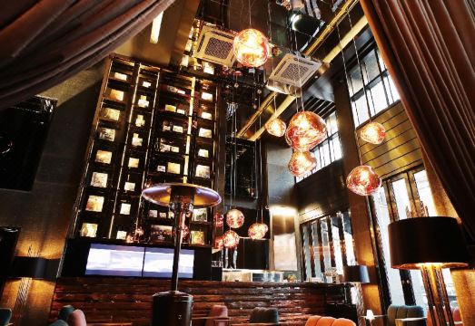 2. 베스트루이스해밀..