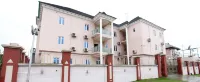 ST Hotel Apartment - Bintang 4