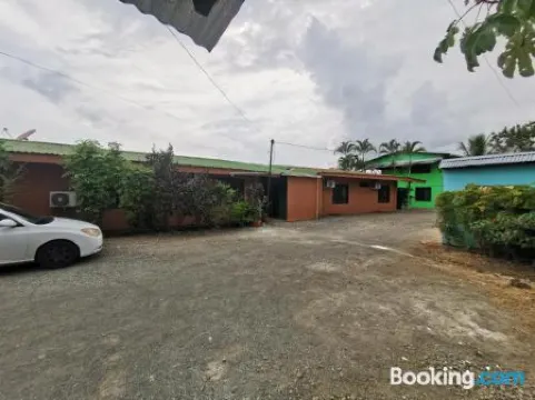 寧靜景觀青年旅舍