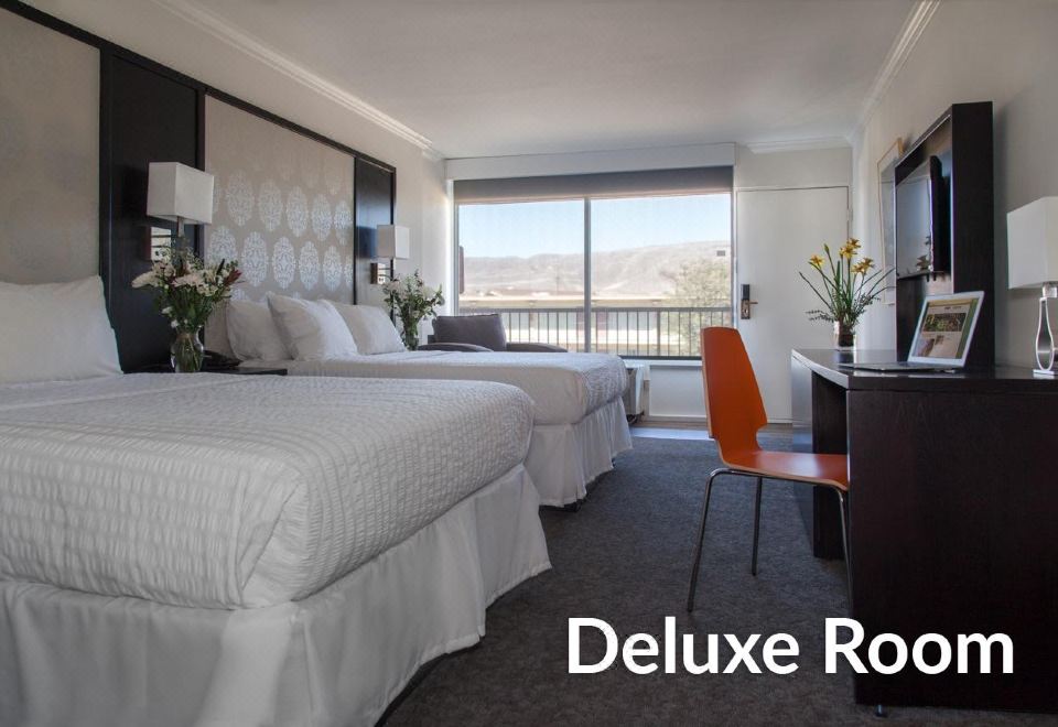 3. 파크 포인테 호..