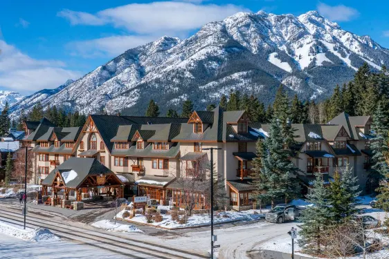 Banff Caribou Lodge and Spa Reviews: 53 Real Guest Ratings