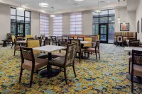 Homewood Suites by Hilton Wauwatosa Milwaukee Hotels in Wauwatosa