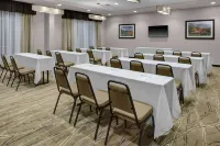Hampton Inn & Suites Manchester