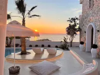 Byblos Aqua, the Amazing Sea Front Villa