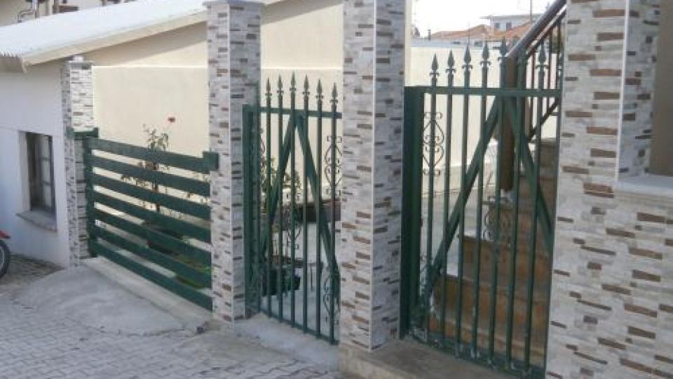 Daniela Apartments