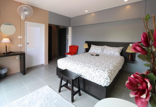 4. 더 비치 차암 ..