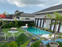 Bungalow Zio Hotels in Guntung Payung