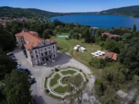 Hotel Villa Borghi Отели в г. 