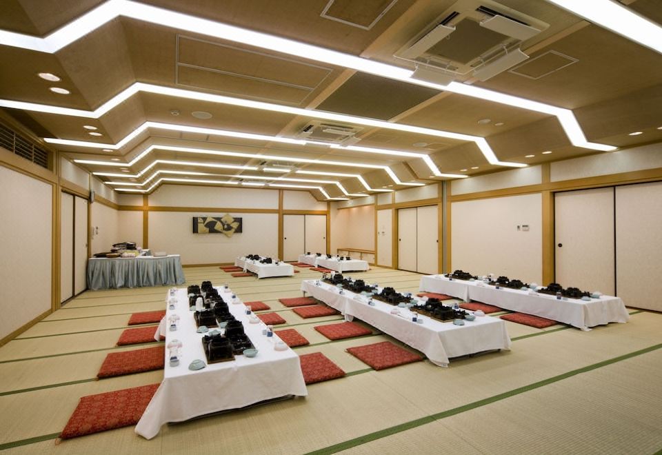 큐카무라 오미하치만 객실