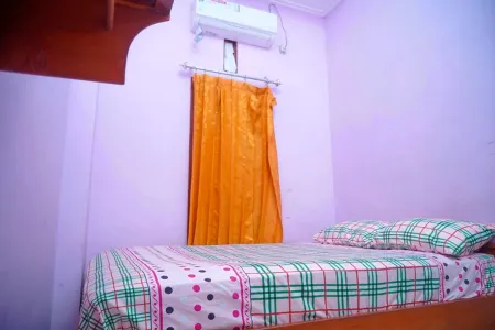 OYO 90199 Jec Residence Syariah Отели в г. Pare