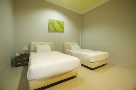 Bajau Bay Hotel & Resort