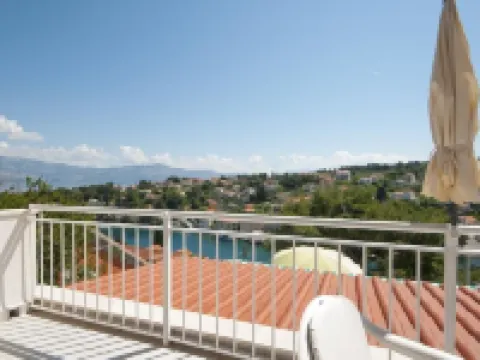 Apartment Agata Hotels in Splitska