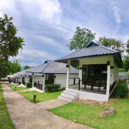 Diamond Village Pai