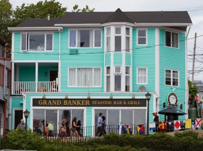 Brigantine Inn Hotel dekat Peer Gallery