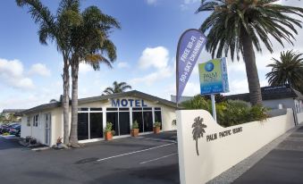 Palm Pacific Resort & Motel