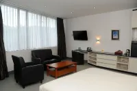 Emerald Hotel Hotels in Gisborne