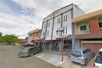 Hotel Ventura Hoteles cerca de Masjid Al Masyhoor Padang Siding