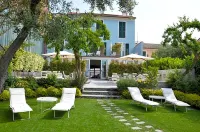 Blu Hotel - 3-Star