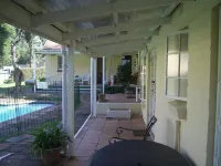 Nutmeg Guest House - Pools