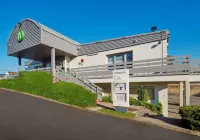 Campanile Marne la Vallee - Chelles Hotels near Gare de Chelles Gournay
