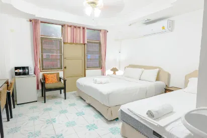 High5 Guesthouse
