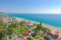 International Hotel Casino & Tower Suites Hotels in Zlatni pjasătsi