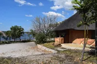 Ikithe Luxury Resort by Mantis Hotel di Mongu