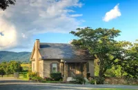 Glen Gordon Manor Hotels near Warren County Parks & Recreation