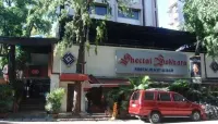 Royal Inn Hotels near Dharavi