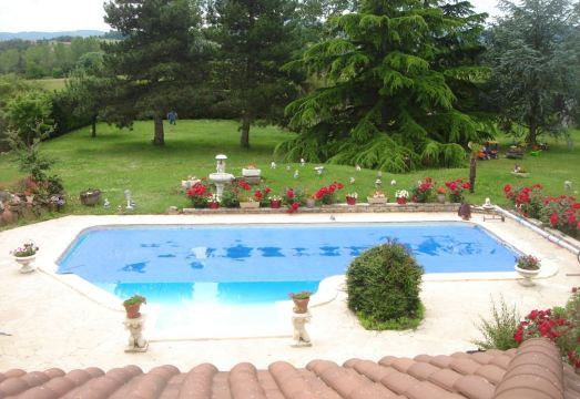 Chambres d'hôtes la Résidence Fleurie - Housity