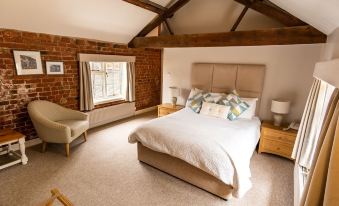 Donington Park Farmhouse Hotel