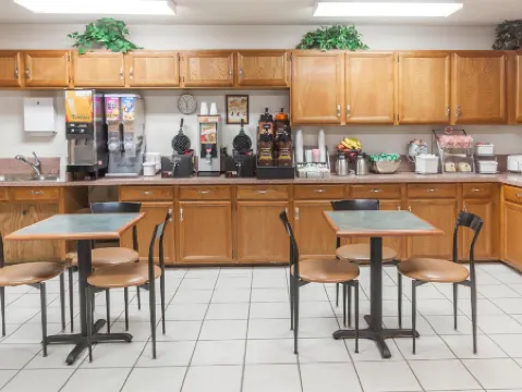 Super 8 by Wyndham Grapevine/DFW Airport Northwest