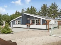 "Tascha" - 1.5km from the Sea - Parkplatz