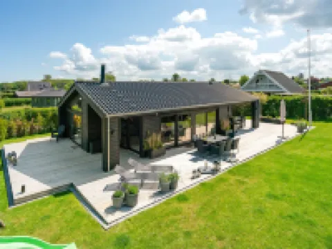 "Kjell" - 100m from the Sea Hotels in Bogense