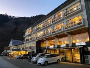 精進湖酒店