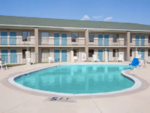 Super 8 by Wyndham Dunn Hotels in Dunn