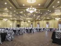 Best Western Plus Winnipeg Airport Hotel Hotels near Manitoba Museum