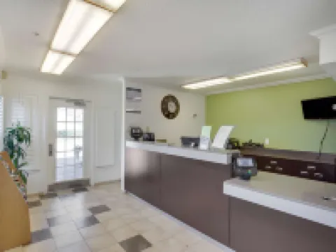 Studio 6 Stafford, TX - Houston - Sugarland Hotels in Stafford