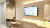 Hotel Laboratory UC Residence